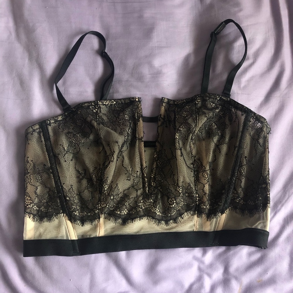 VS corset